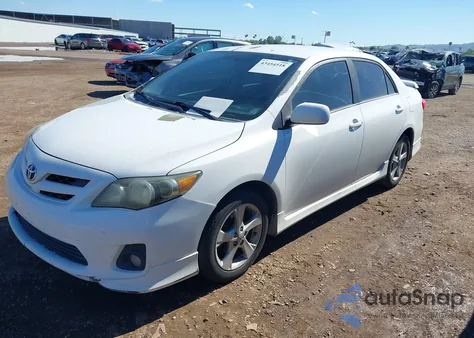 2013 Toyota Corolla S из США, поврежденный, VIN 5YFBU4EE8DP218577
